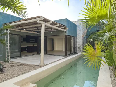 CASA TIKI TIKI EN VENTA DE UNA PLANTA CON TRES RECAMARAS EN CHOLUL MÉRIDA302.webp